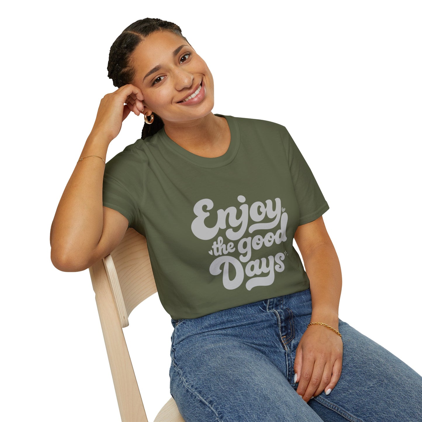 Good Days - Unisex - On Dark and Light Colored Tee๐