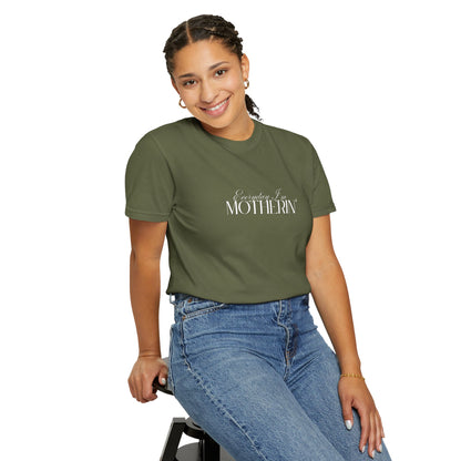 Everyday I'm Motherin' - Unisex Fit - Dark & Light Tees 👕